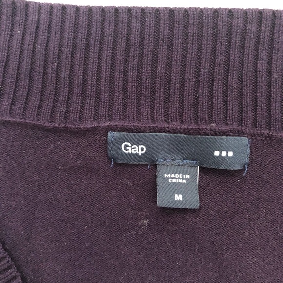 Gap V-Neck Sweater - Picture 5 of 6